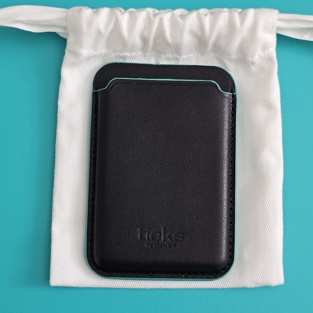 Tieks Black MagSafe Card Holder Advent Calendar